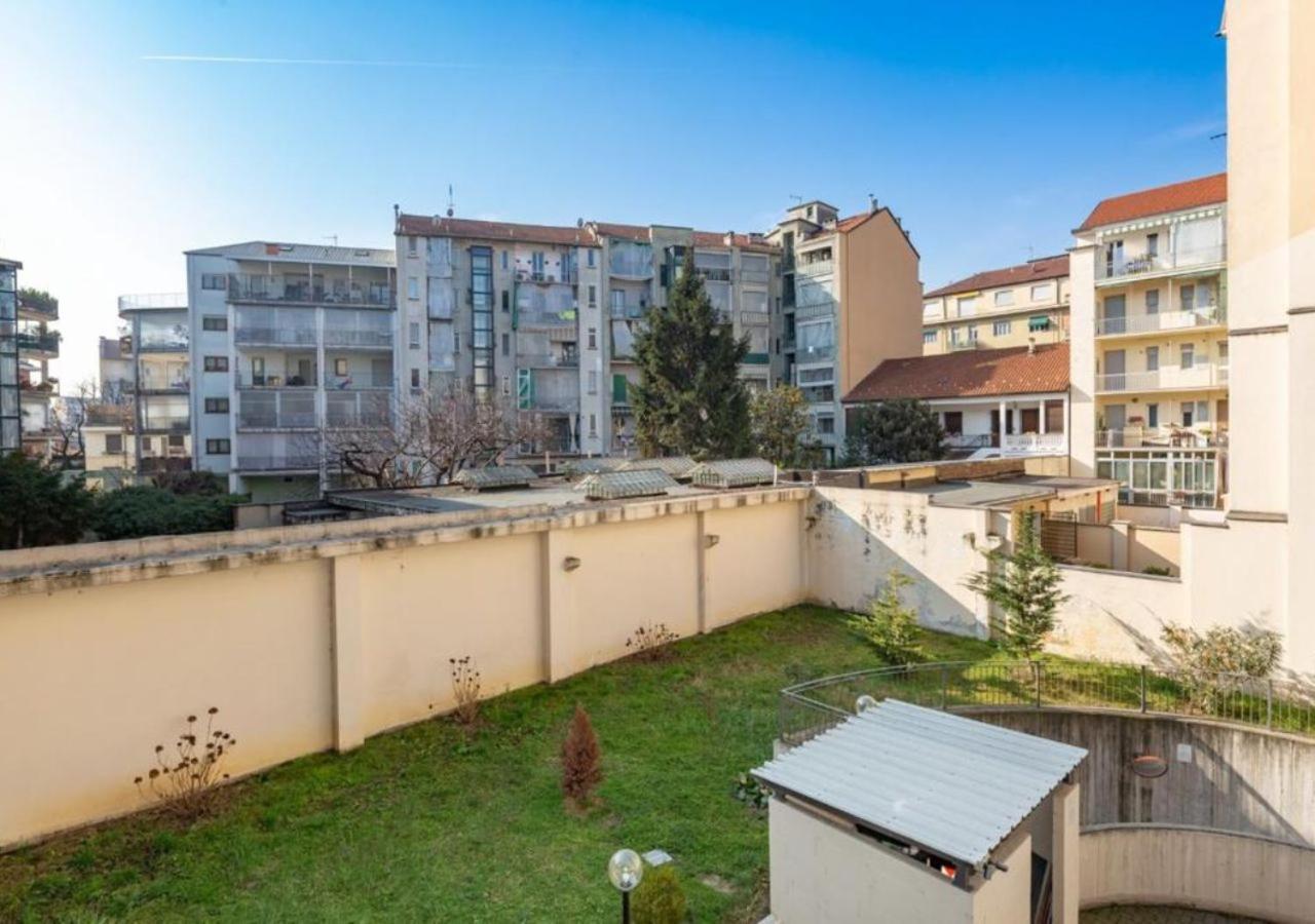 Apartamento Comfy Cozy Close To Metro Turín